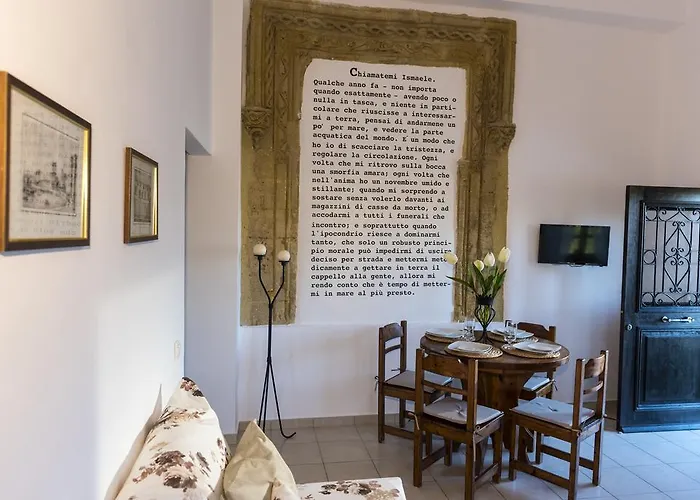 Finestra Medieval Home